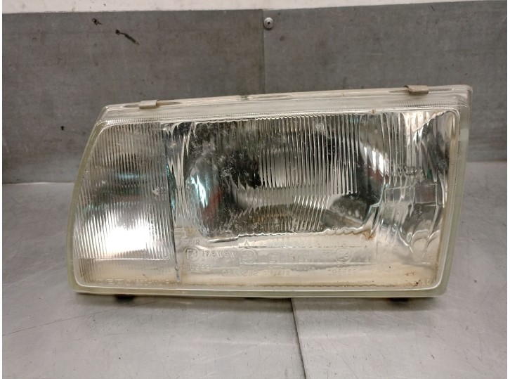 Right headlight for Citroën C15 van/minivan 1.8 D. OEM/IAM references: 95653142 95653142