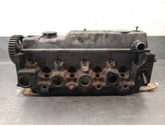 Replacement cylinder head for Ford Fiesta IV (JA_, JB_) 1.8 D. OEM/IAM references: XS4Q6090BC 6534656 XS4Q6K271BA