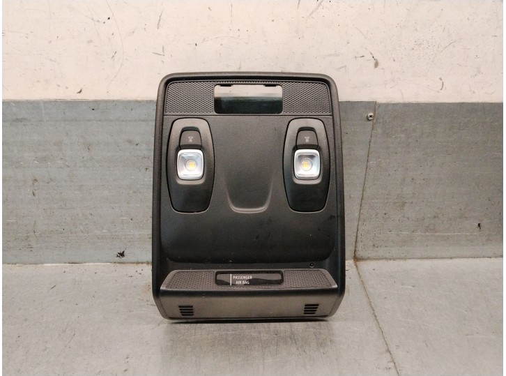 Replacement interior light for Renault Clio V (B7_) 1.6 E-Tech 140 (B7MU). OEM/IAM reference: 989803518R