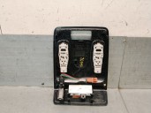 Replacement interior light for Renault Clio V (B7_) 1.6 E-Tech 140 (B7MU). OEM/IAM reference: 989803518R