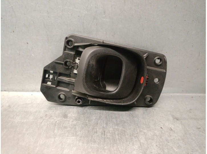 Replacement left front interior door handle for Fiat Panda (312_, 319_) 1.2 (312PXA1A), OEM IAM reference 2187280