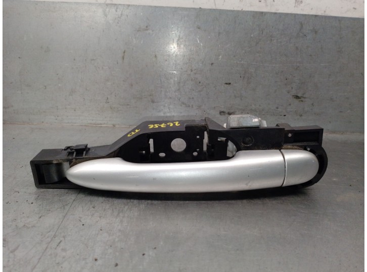 Replacement right rear exterior door handle for Renault Clio III (BR0/1, CR0/1) 1.5 dCi. OEM/IAM reference: 8200299149 820029914