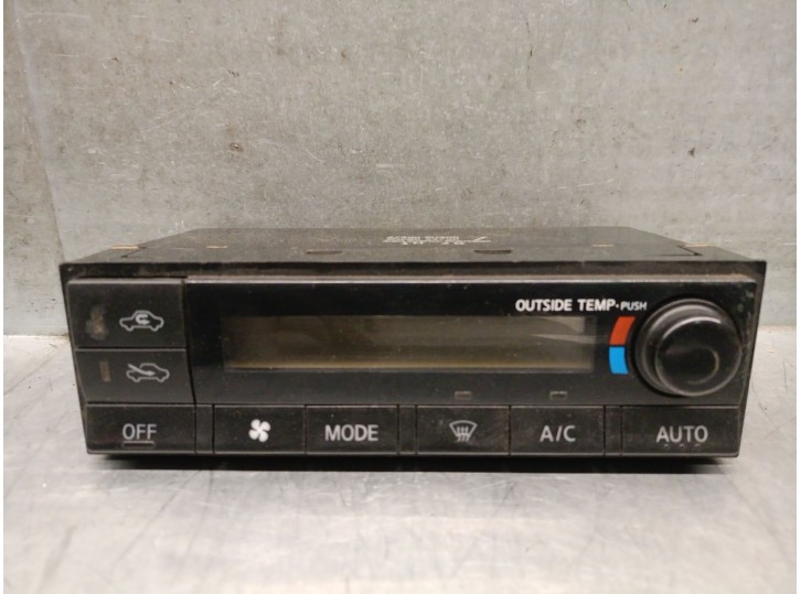 Climate control panel for Nissan X-Trail I (T30) 2.2 dCi, OEM/IAM reference 275008H800 275008H802