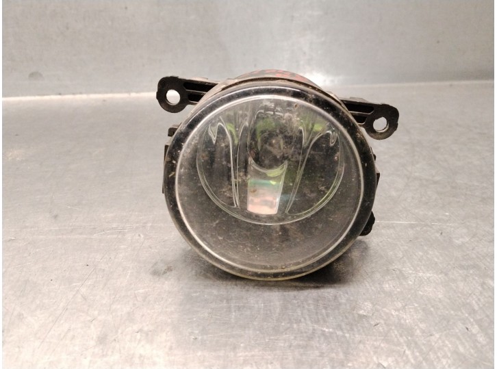 Replacement right fog light for Suzuki Grand Vitara II (JT, TE, TD) 2.4 four-wheel drive (JB424). OEM/IAM reference: 35500