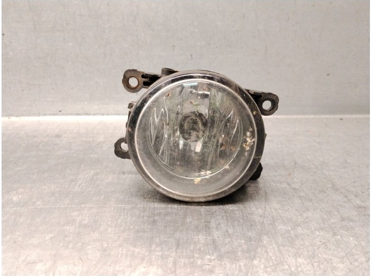 Replacement left fog light for Suzuki Grand Vitara II (JT, TE, TD) 2.4 four-wheel drive (JB424). OEM/IAM reference: 355