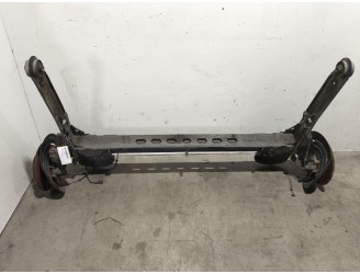 Replacement rear axle assembly for Renault Trafic II Bus (JL) 2.5 dCi 145 (JL0J). OEM/IAM references: 430000287R 430000287R