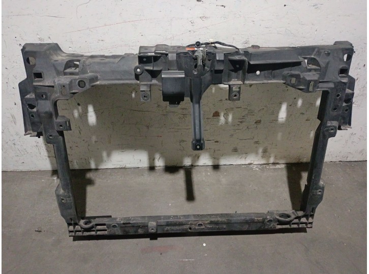 Replacement front panel for Mazda CX-7 (ER) 2.2 MZR-CD AWD (ER10A), OEM/IAM references EH1053110B EH1053110B
