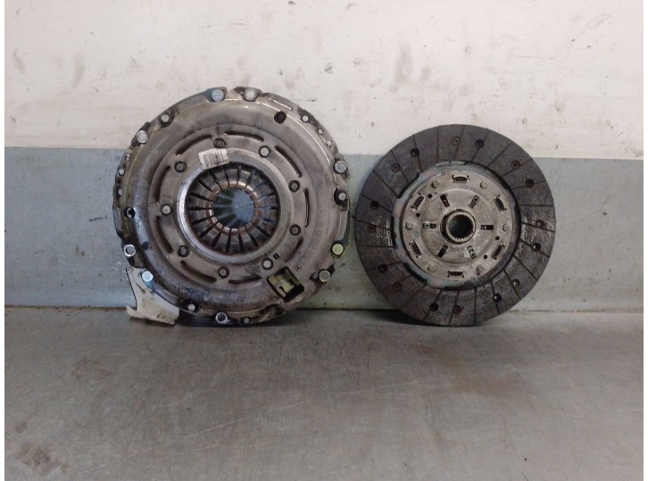 Replacement clutch kit for Mercedes-Benz CLA Coupé (C117) CLA 200 CDI / d (117.308), OEM/IAM references A0262500501 A026250050