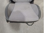 Replacement right front seat for Renault Clio V (B7_) 1.6 E-Tech 140 (B7MU), OEM/IAM references 876018934R 876018934R