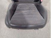 Replacement right front seat for Volkswagen Passat B6 (3C2) 2.0 TDI 16V, OEM/IAM reference 3C0881106M