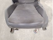 Replacement left front seat for Volkswagen Passat B6 (3C2) 2.0 TDI 16V, OEM/IAM references 3C0881105M 3C0881105M