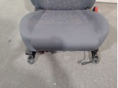 Replacement front right seat for Nissan Primera Hatchback (P12) 1.6. OEM/IAM reference: 87601BA100 87601BA100