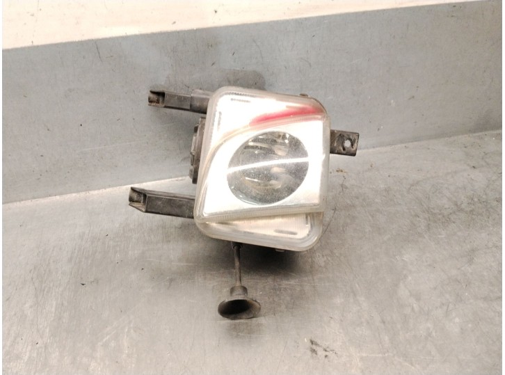 Replacement right fog light for Opel Meriva A minivan (X03) 1.7 DTI (E75), OEM/IAM references 93321059 6710032