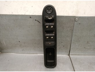 Replacement front left power window switch for Peugeot 307 SW (3H) 1.6 HDI 110, OEM/IAM references 96531123XT 6554KS