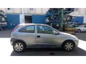 opel corsa c (x01) del año 2003