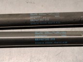 Replacement trunk / tailgate struts for Audi A1 (8X1, 8XK) 1.6 TDI, OEM/IAM references 8X3827552 8X3827552