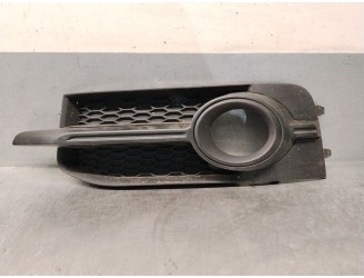 Replacement left bumper grille for Audi A1 (8X1, 8XK) 1.6 TDI, OEM/IAM references 8X0807681B 8X0807681B