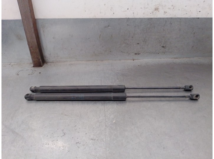 Replacement trunk / tailgate struts for Volkswagen Golf VII Variant (BA5, BV5) 1.6, OEM/IAM reference 5G982755004S 5G9