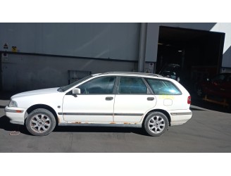 1999 Volvo V40 station wagon (645)