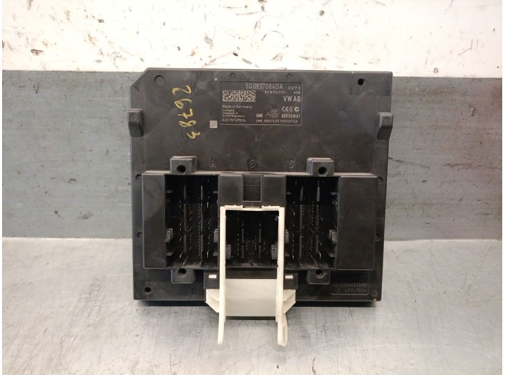 Replacement comfort control module for SEAT Leon ST (5F8) 1.5 TGI, OEM IAM reference 5Q0937084DA A2C15769504