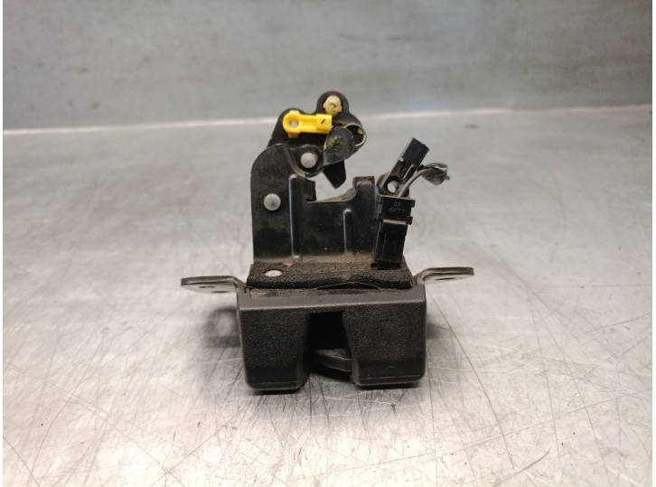Replacement trunk / tailgate latch for Hyundai Getz (TB) 1.5 CRDi, OEM IAM reference 812301C030 812301C030