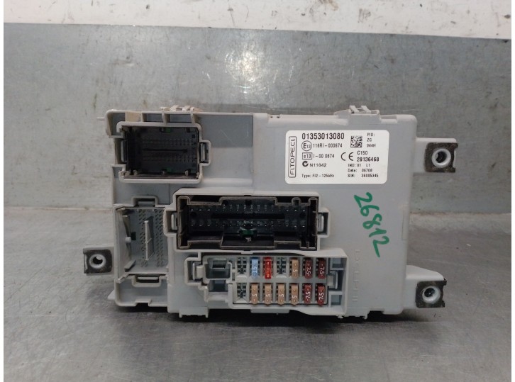 Replacement relay and fuse box for the Citroën Nemo van/minivan (AA_) 1.4 HDi, OEM/IAM references 01353013080 28136468
