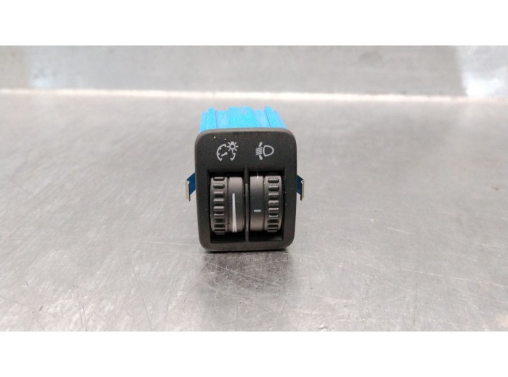 Dashboard light control switch replacement part for Volkswagen Tiguan (5N_) 2.0 TDI 4Motion, OEM/IAM reference 5N0941333 5N09413