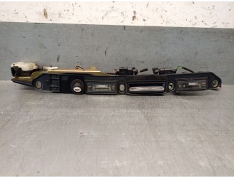 Replacement exterior trunk / tailgate handle for Volkswagen Passat B5.5 (3B3) 1.9 TDI, OEM/IAM references 3B5827297 3B5827297D