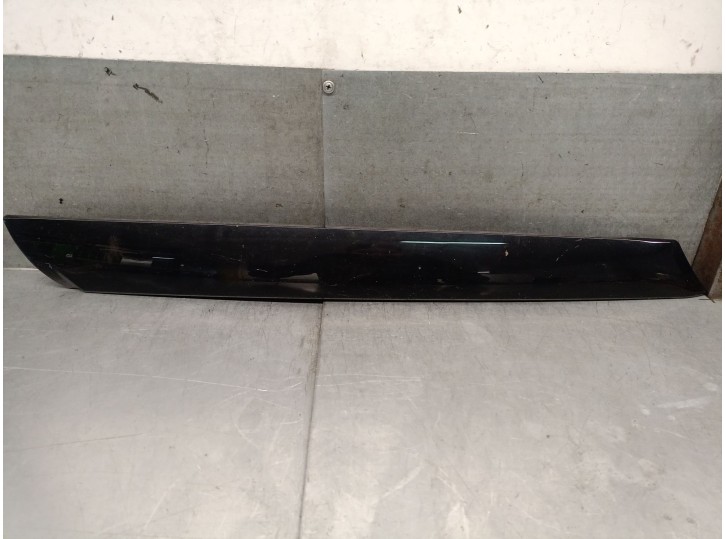 Replacement front trim pieces for MINI Countryman (R60) One D, OEM/IAM references 51139801509 51139801509