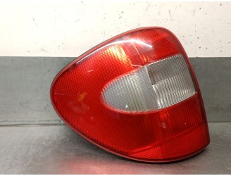 Replacement left taillight for Chrysler Grand Voyager (RG) 2.5 CRD, OEM IAM reference 4857307AB 4857307AA