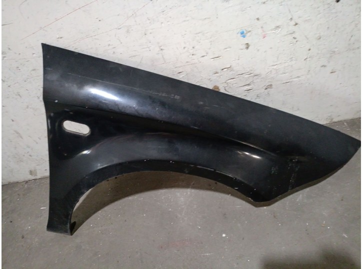 Replacement right front fender for SEAT Leon (1P1) 2.0 TDI 16V, OEM/IAM reference 1P0821022A 1P0821022A