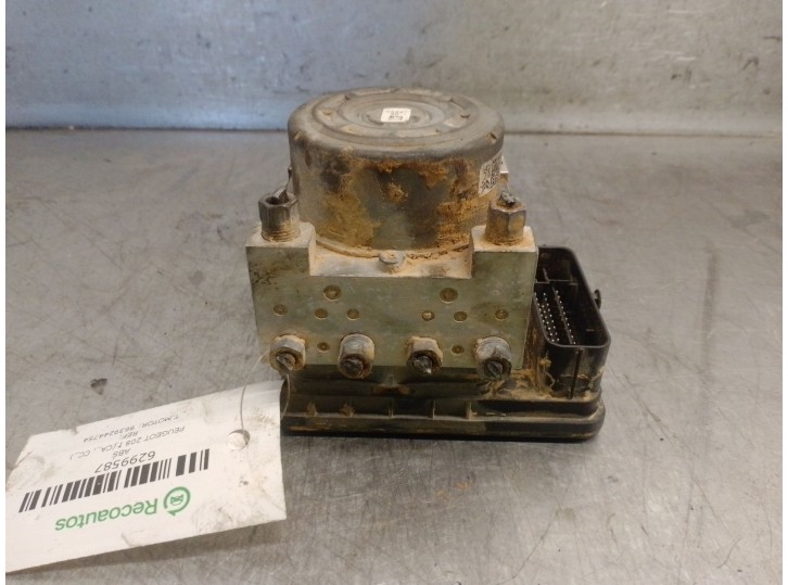 Replacement ABS for Peugeot 208 I (CA_, CC_) 1.2 VTi 82, OEM/IAM references 9822654880 1636317880 10022012064