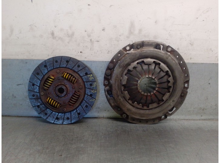 Replacement clutch kit for Daewoo Nubira Station Wagon (J150) 1.6 16V. OEM/IAM references: 96285360 96285360