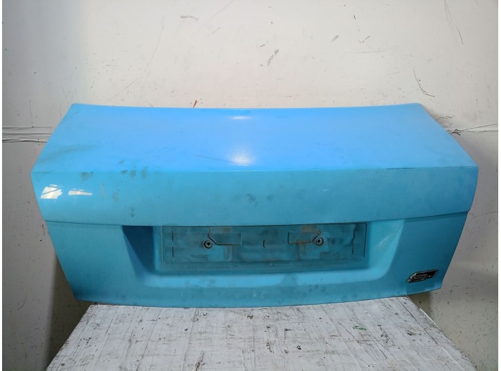 Replacement rear trunk lid for Audi A4 B6 (8E2) 1.9 TDI. OEM/IAM references: 8E5827023D 8E5827023D