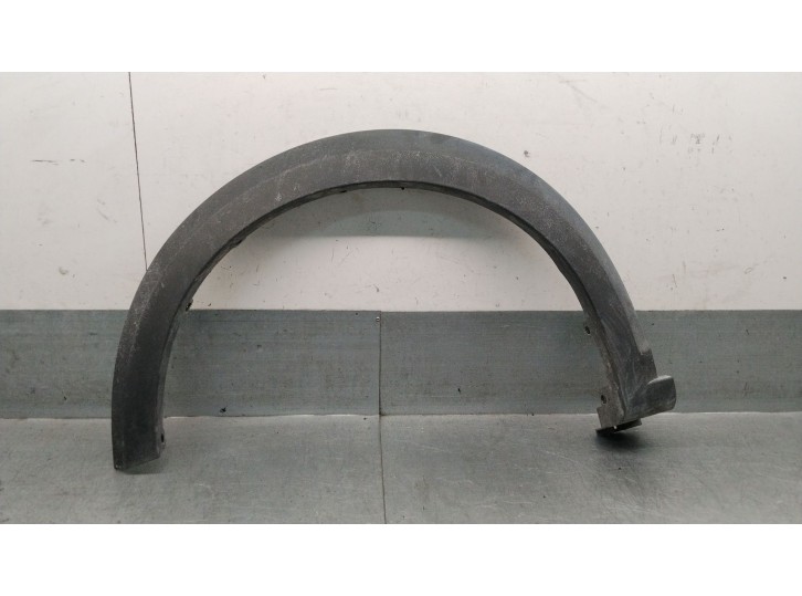 Replacement left front fender flare for a Dacia Sandero III 1.0 TCe 90 ECO-G, OEM/IAM reference 638132662R