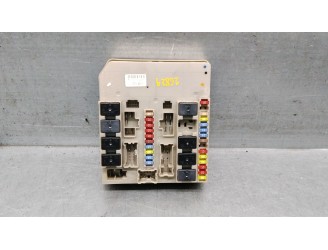 Replacement relay / fuse box for Renault Clio III van/hatchback (SB_, SR_) 1.5 dCi, OEM/IAM reference 6746610