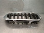 Replacement right bumper grille for BMW X4 (F26) xDrive 20 d, OEM IAM reference 106271 51117338572