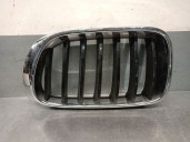 Replacement left bumper grille for BMW X4 (F26) xDrive 20 d, OEM IAM reference 106271 51117338571