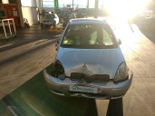 toyota yaris (_p1_) del año 2005