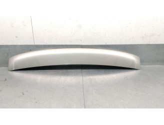Replacement rear spoiler for Volkswagen Touareg (7LA, 7L6, 7L7) 3.2 V6, OEM/IAM references 7L6827933C 7L6827991