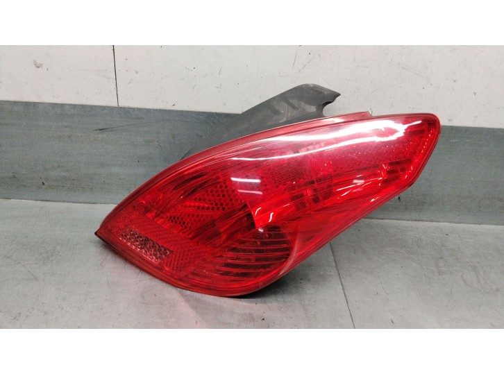 Replacement right tail light for Peugeot 308 I (4A_, 4C_) 1.6 HDi, OEM/IAM references 9680425680 6351CV