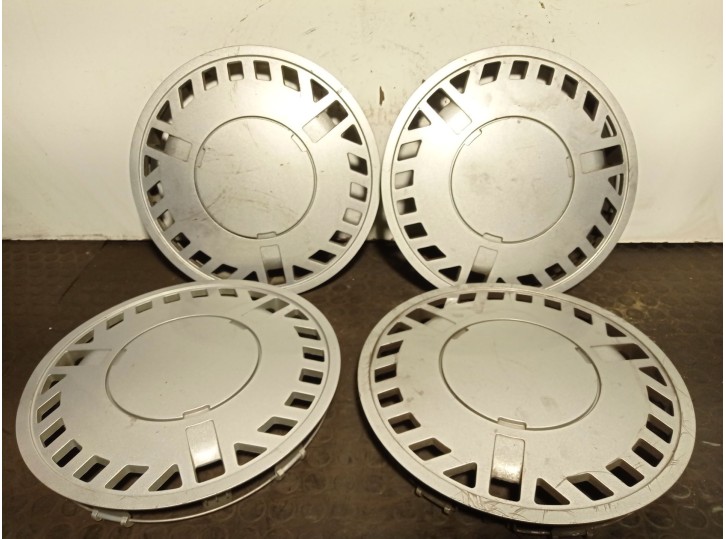 Replacement hubcaps for Renault 11 (B/C37_) 1.7 (B37N, C73N), OEM/IAM references 7702147362 R13