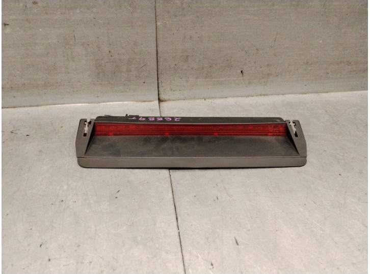 Center brake light for Volkswagen Passat B7 (362) 2.0 TDI. OEM/IAM references: 3C5945087 3C5945087