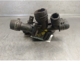 Recambio de termostato para volkswagen golf iv (1j1) 1.6 referencia OEM IAM 06A121513A 