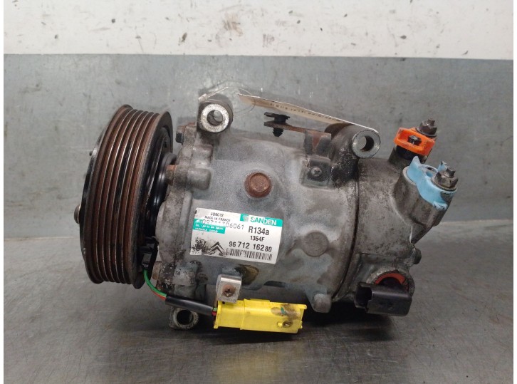 Replacement air conditioning compressor for Peugeot 308 I (4A_, 4C_) 1.6 HDi, OEM IAM reference 9671216280 648708 SD6C12