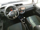 toyota yaris (_p13_) del año 2012