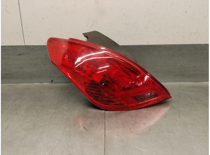 Replacement left tail light for Peugeot 308 I (4A_, 4C_) 1.6 HDI, OEM IAM reference 6350CV 6350CV