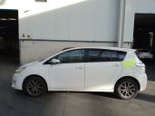 toyota verso (_r2_) del año 2014