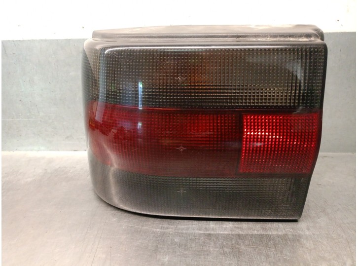 Replacement left tail light for Renault 19 II (B/C53_) 1.4, OEM IAM references E7J E7J