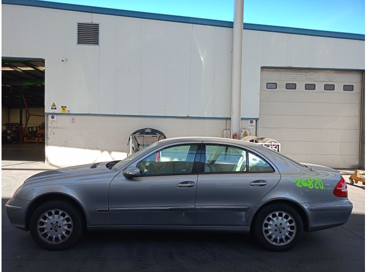 2014 Mercedes-Benz E-Class (W211)
